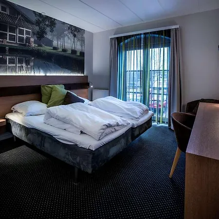 Ry - Ry Hotel