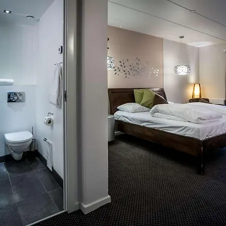Ry - Ry Hotel *